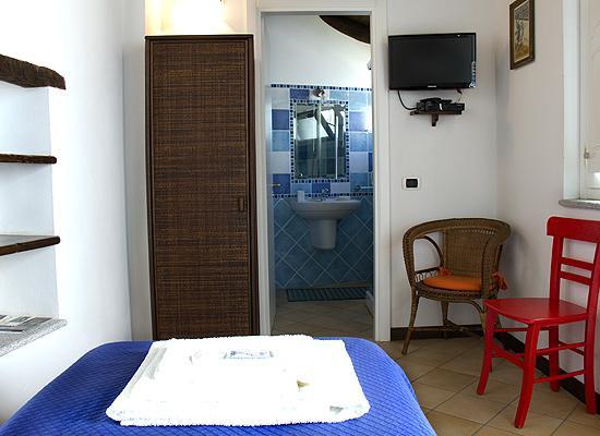 B&B Amphisya Roccella Ionica Exterior photo