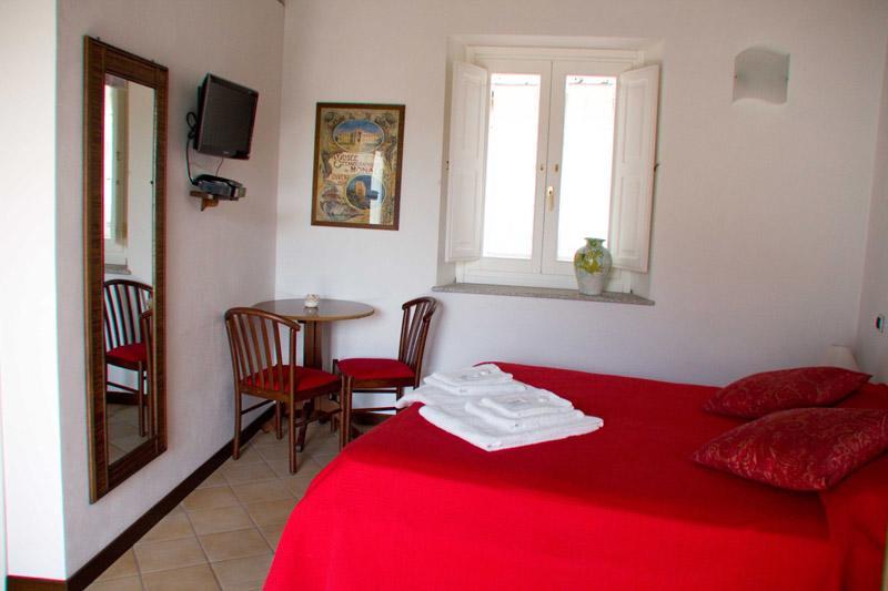 B&B Amphisya Roccella Ionica Exterior photo